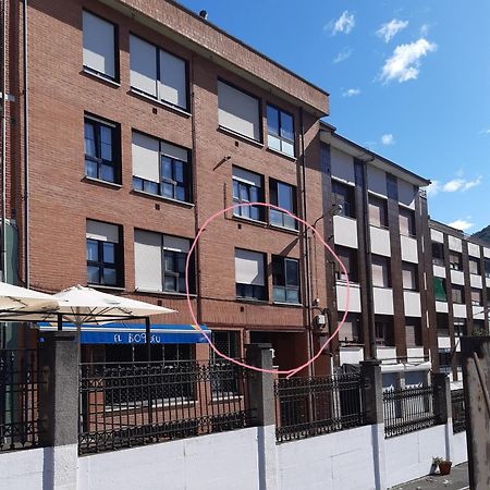 Apartamento Branavalera Pola de Lena Eksteriør bilde