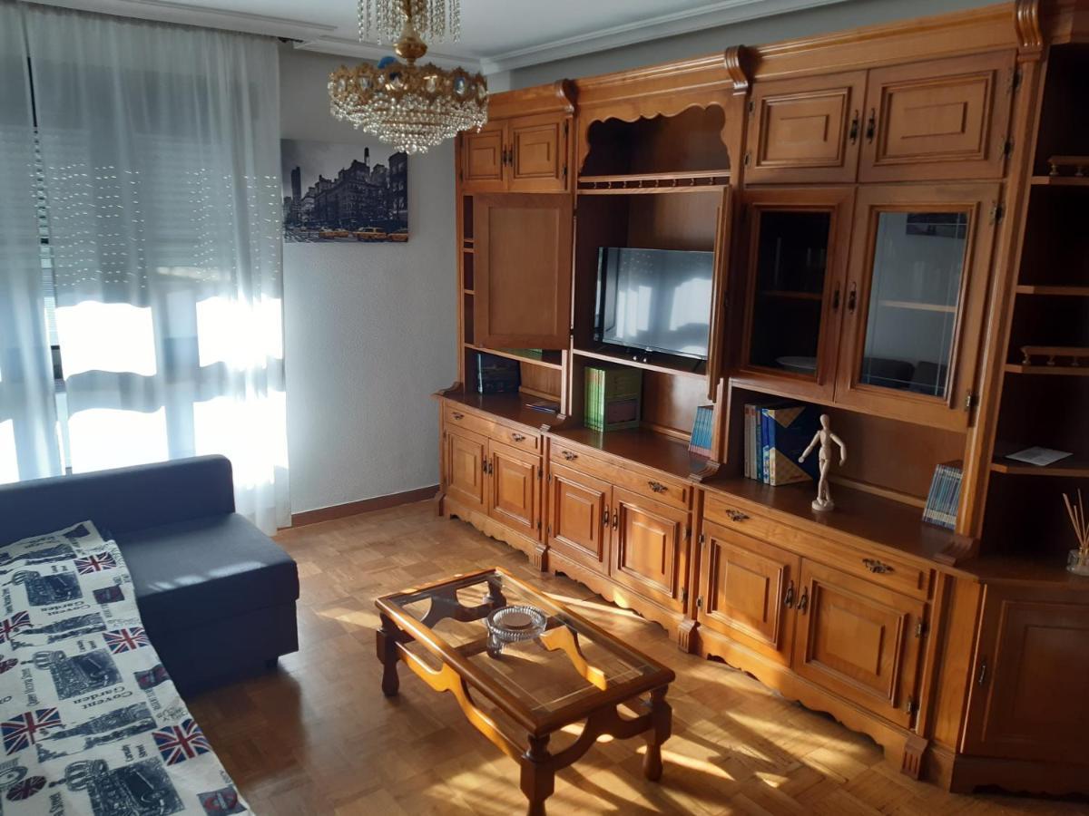 Apartamento Branavalera Pola de Lena Eksteriør bilde